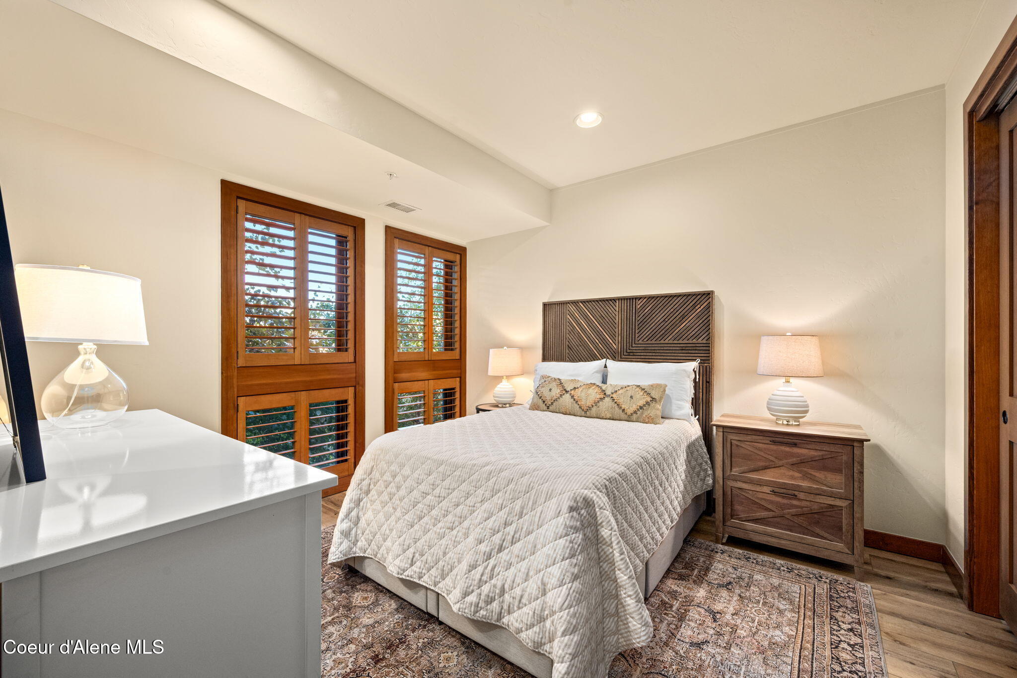 1700 E TOWER POINTE DR #302