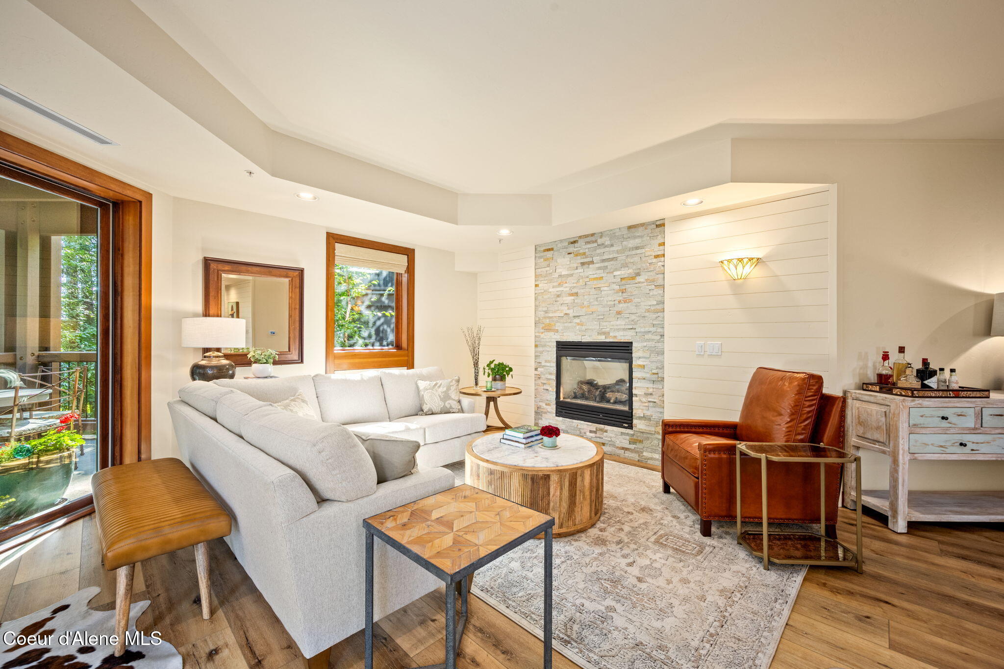 1700 E TOWER POINTE DR #302