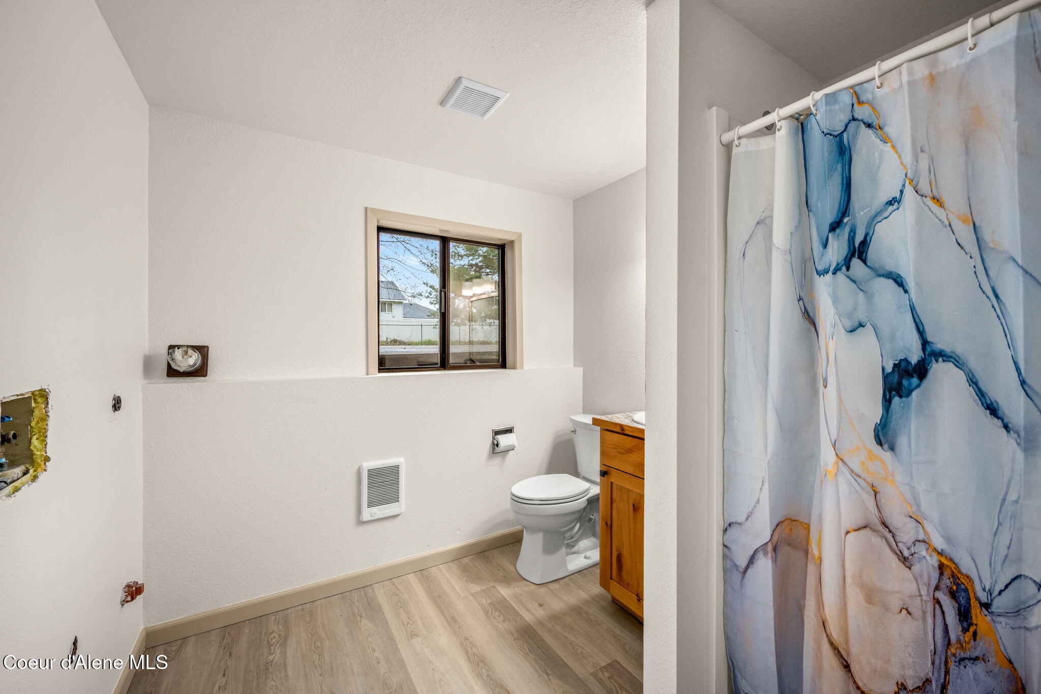 2020 W James Crowe DR