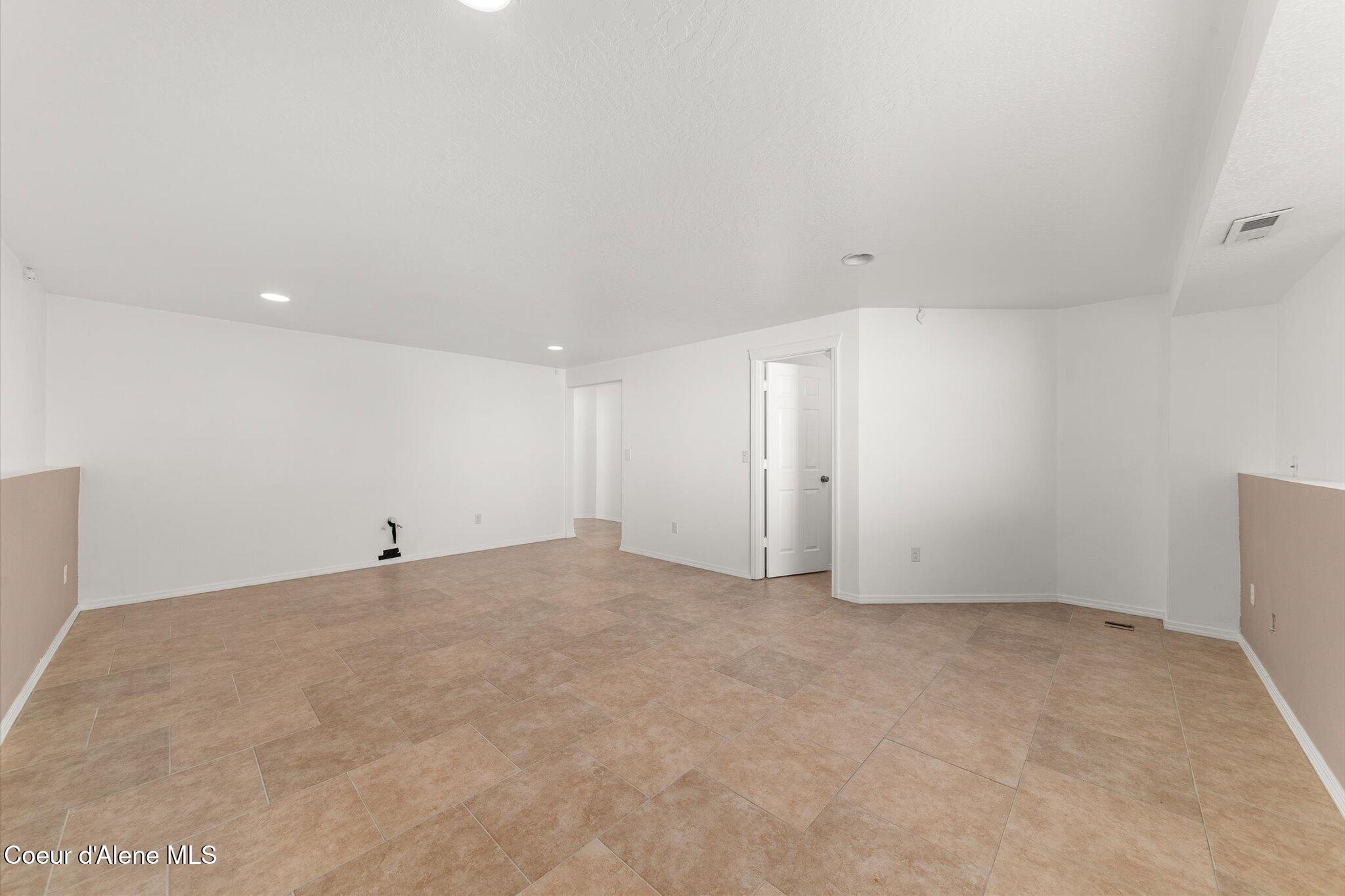 4806 W Woodside AVE, Coeur d'Alene