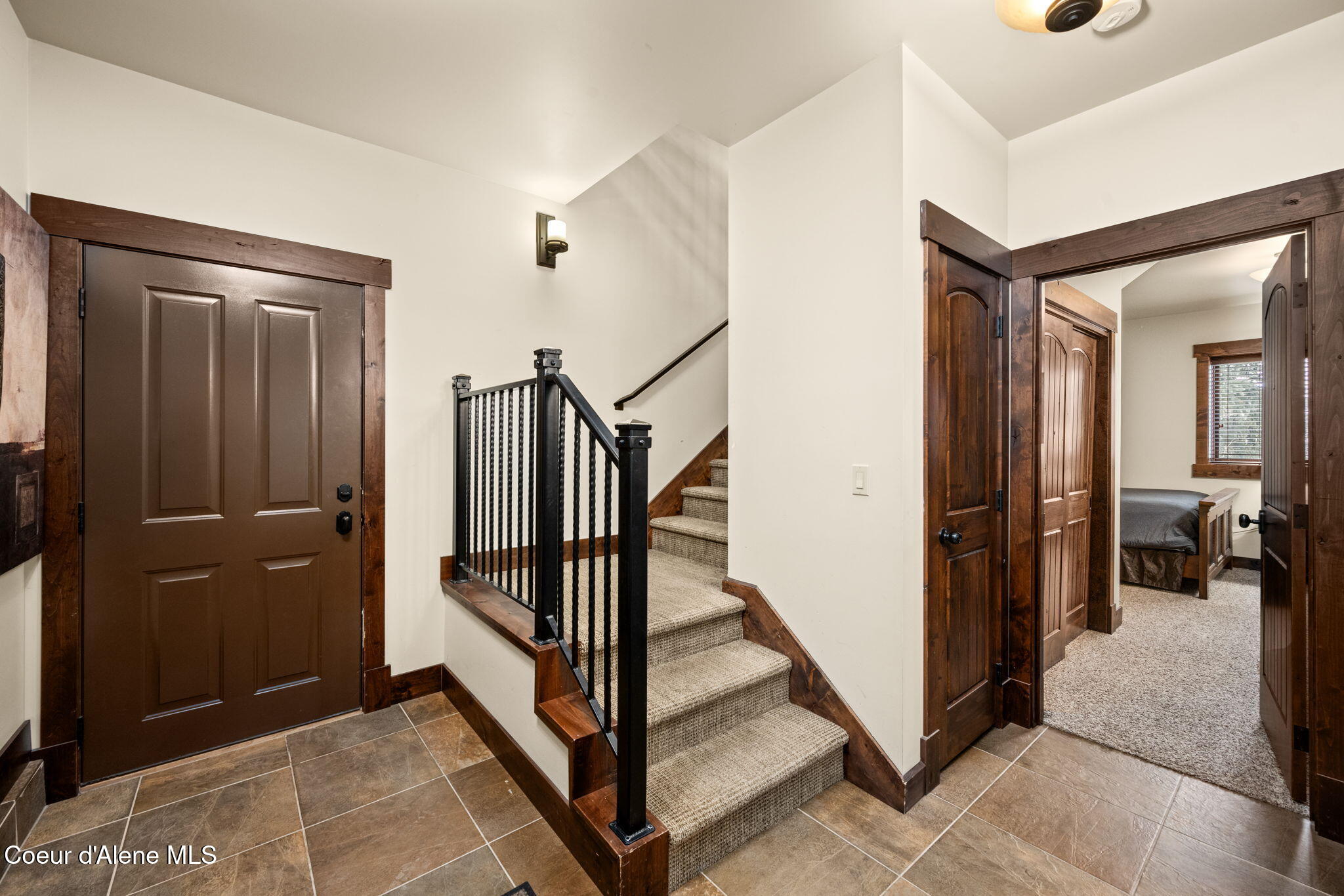 38 Avalanche RD, # 1