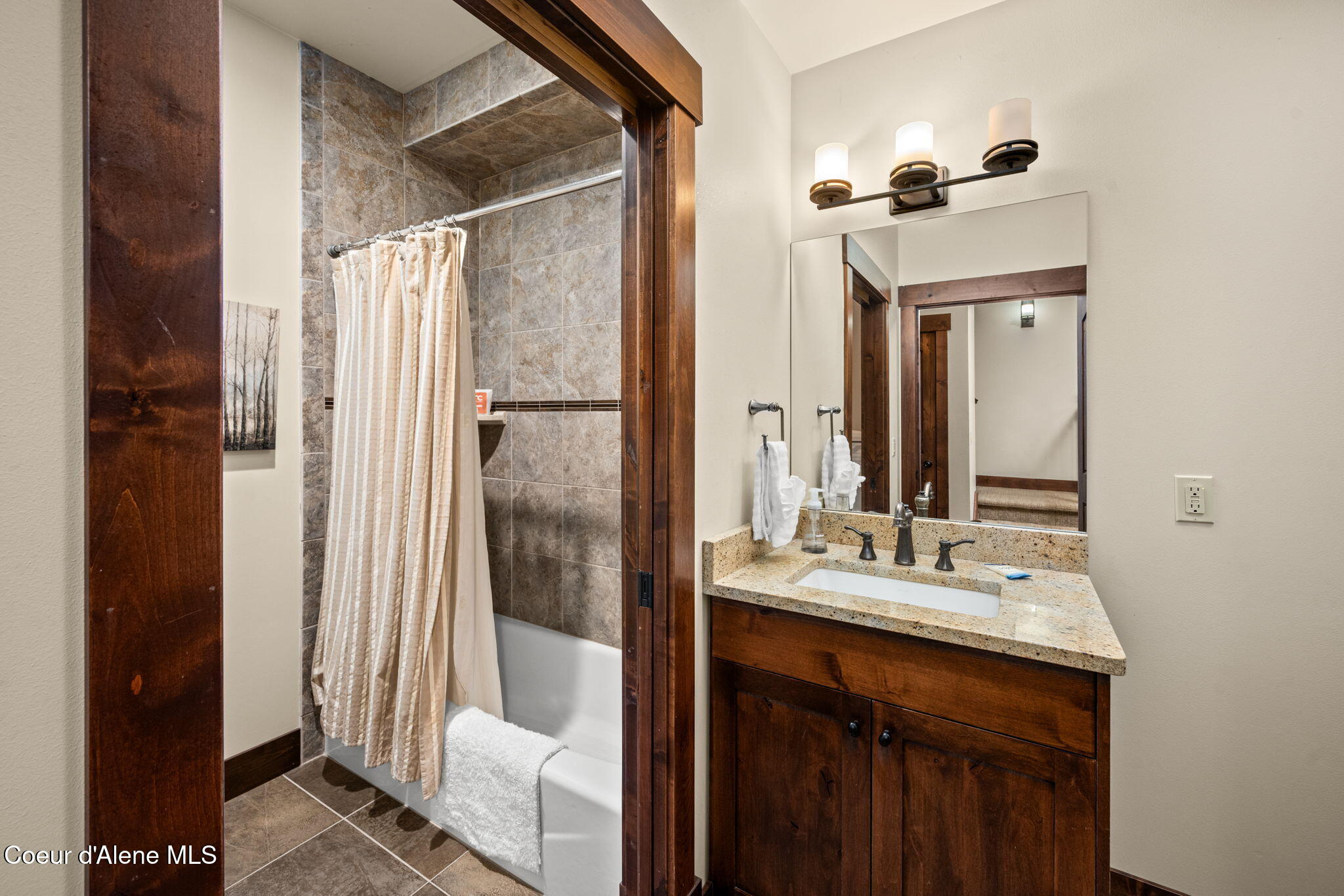 38 Avalanche RD, # 1