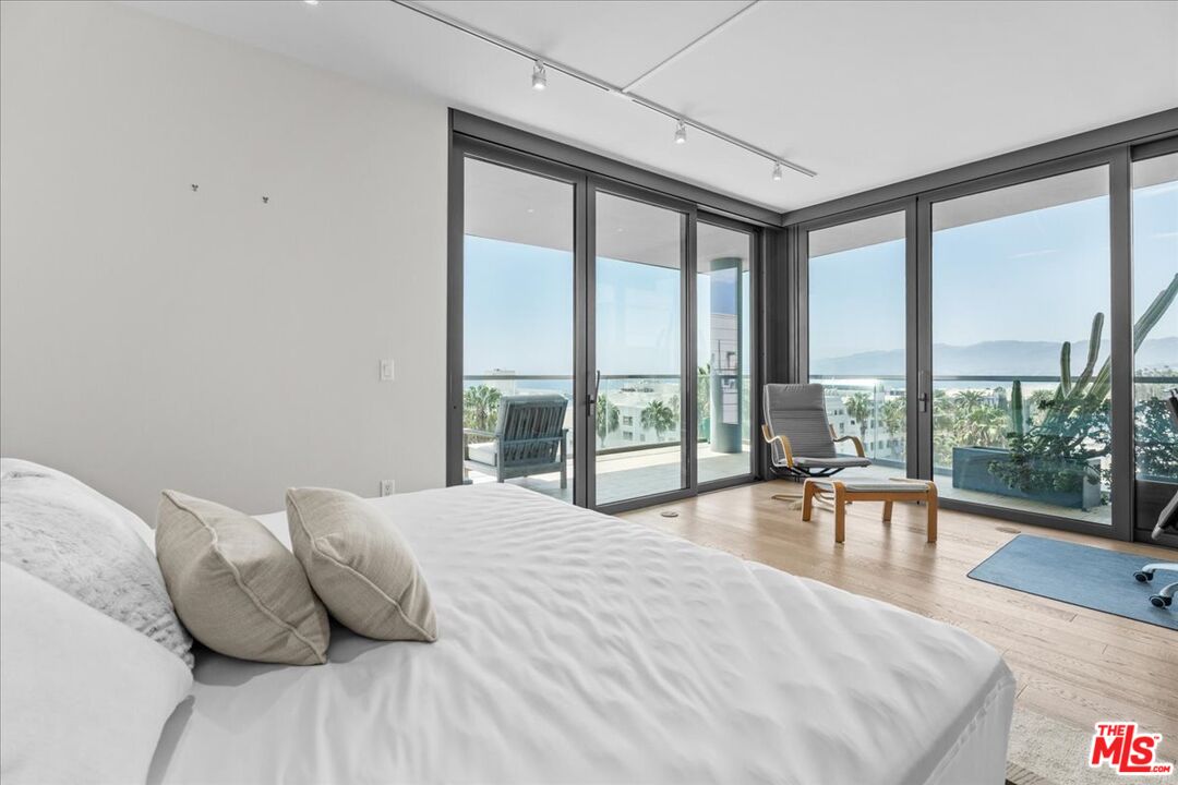 1755 Ocean Ave Unit: 903