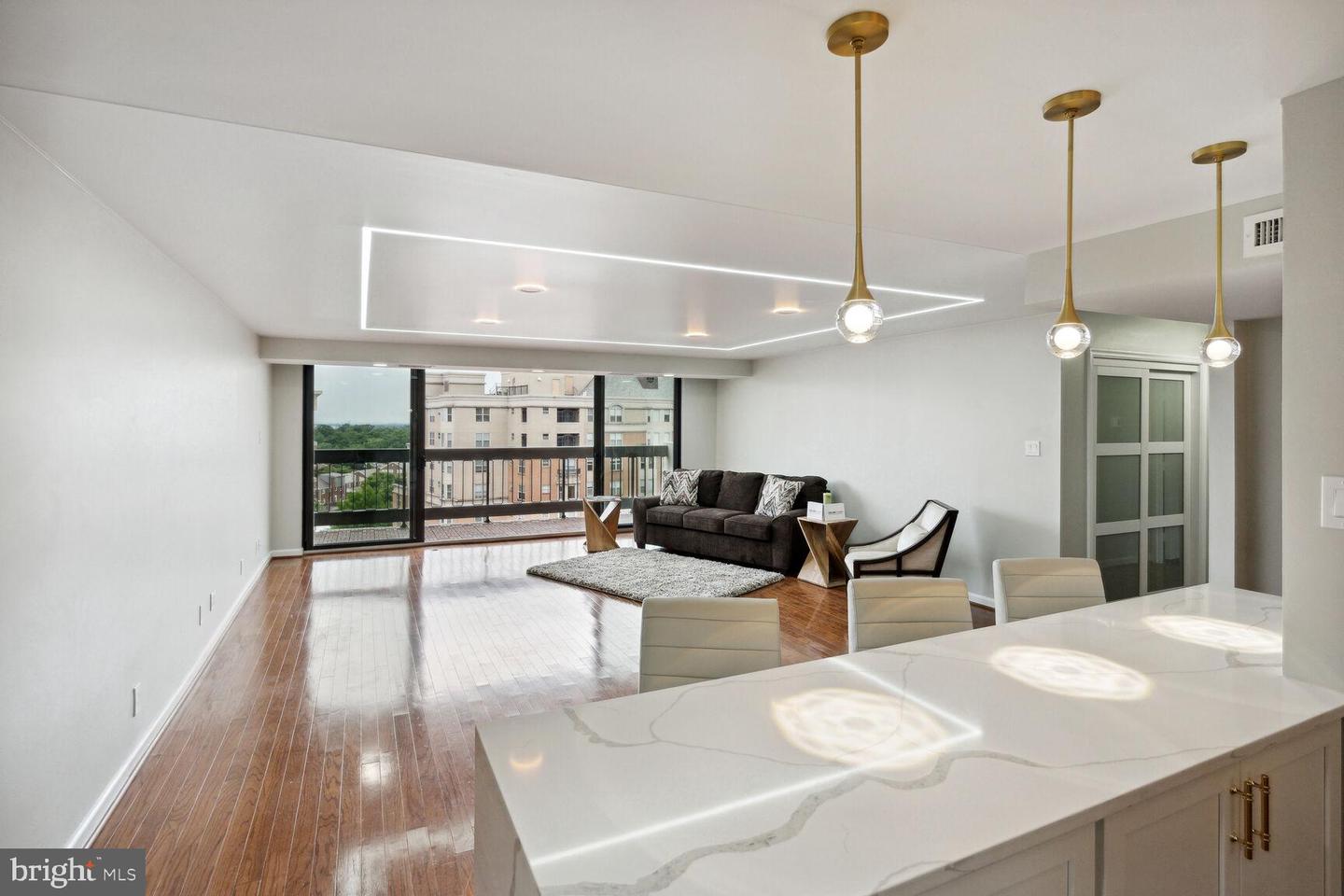 3800 Fairfax Dr #914