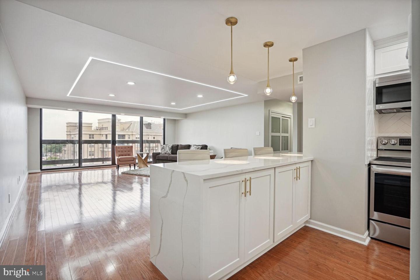 3800 Fairfax Dr #914