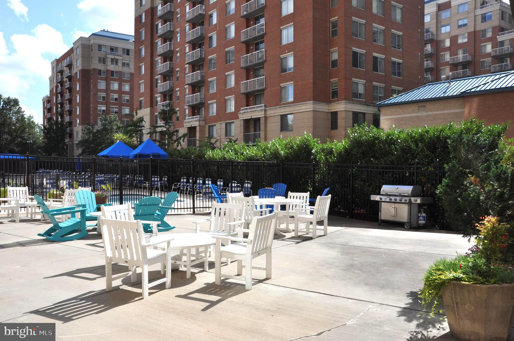 3800 Fairfax Dr #914