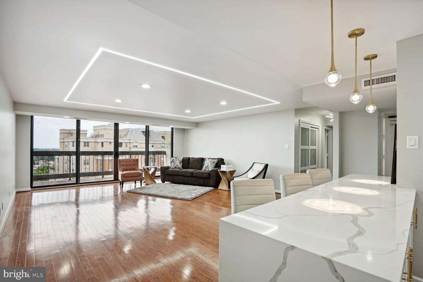 3800 Fairfax Dr #914