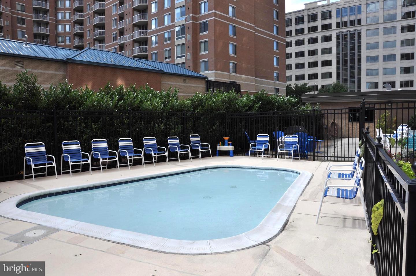 3800 Fairfax Dr #914