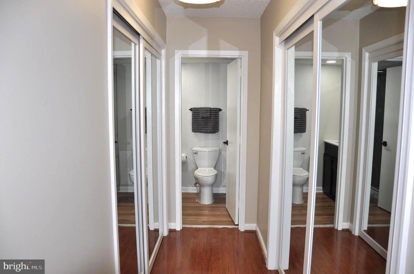 3800 Fairfax Dr #914