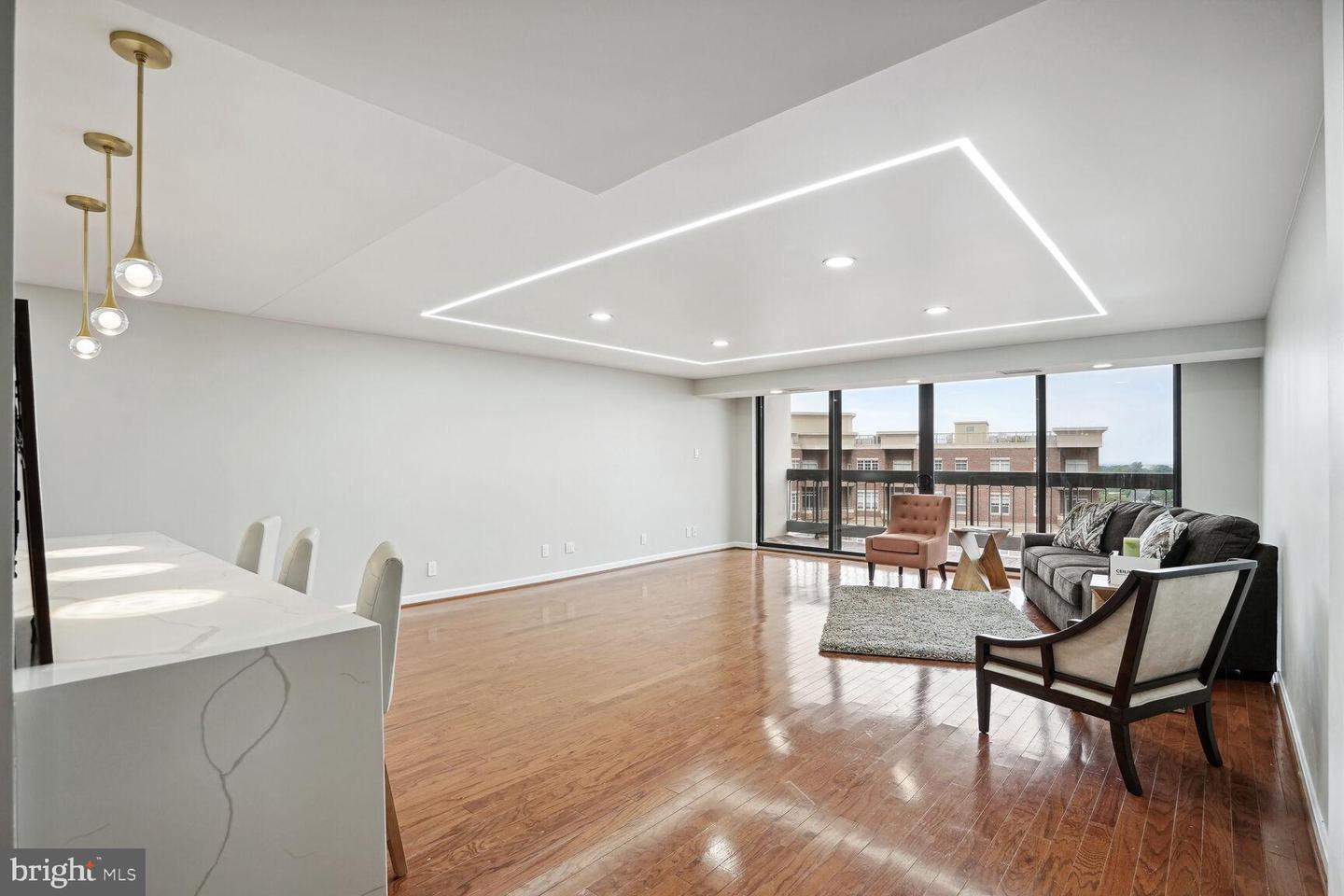 3800 Fairfax Dr #914