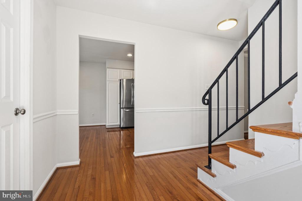 9932 LONGFORD COURT