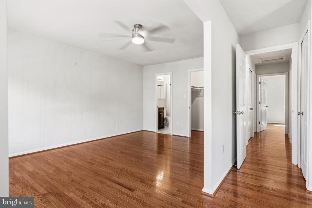 9932 LONGFORD COURT
