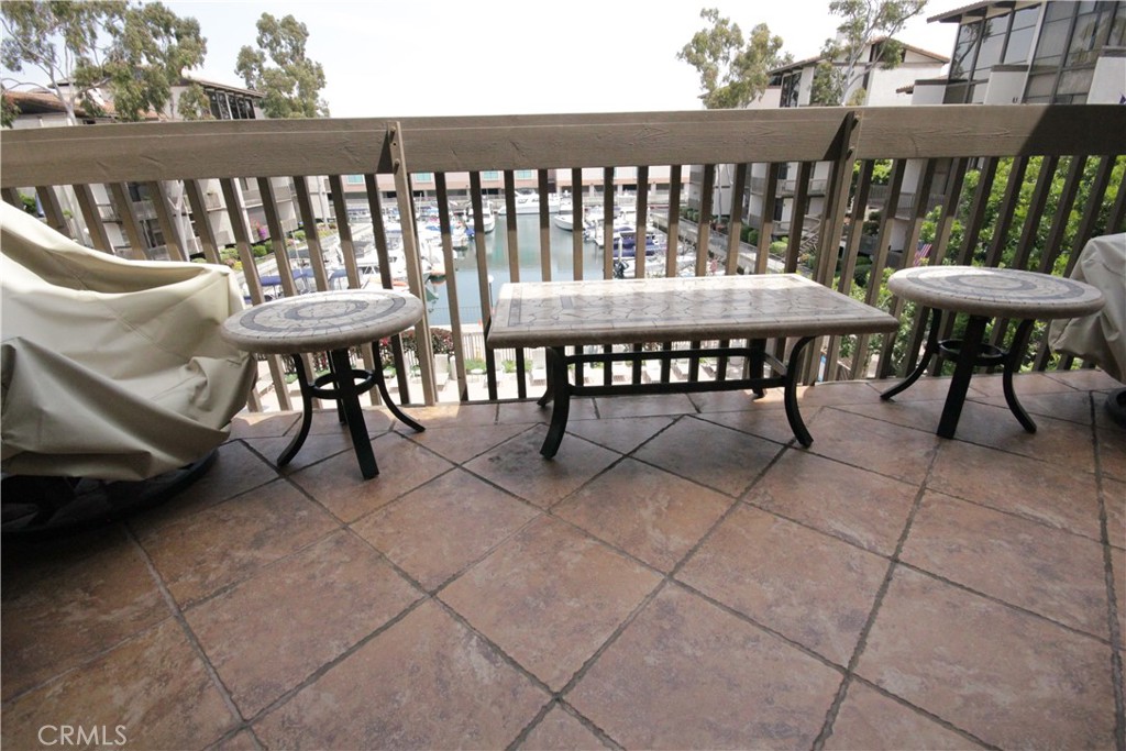 7305 Marina Pacifica Drive N