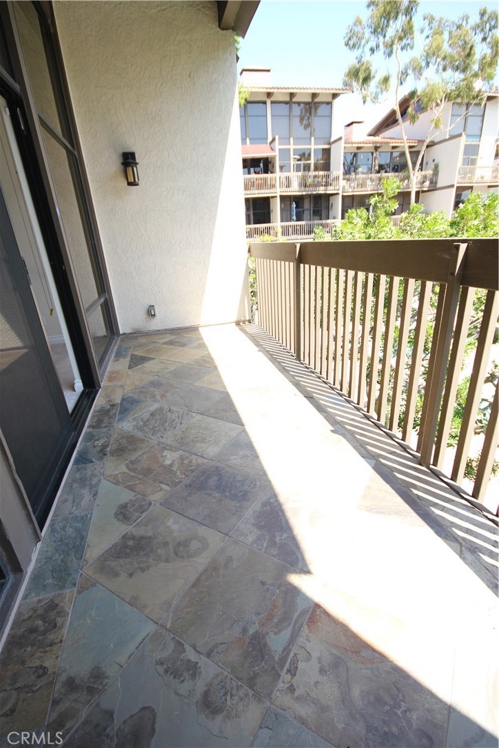 7305 Marina Pacifica Drive N
