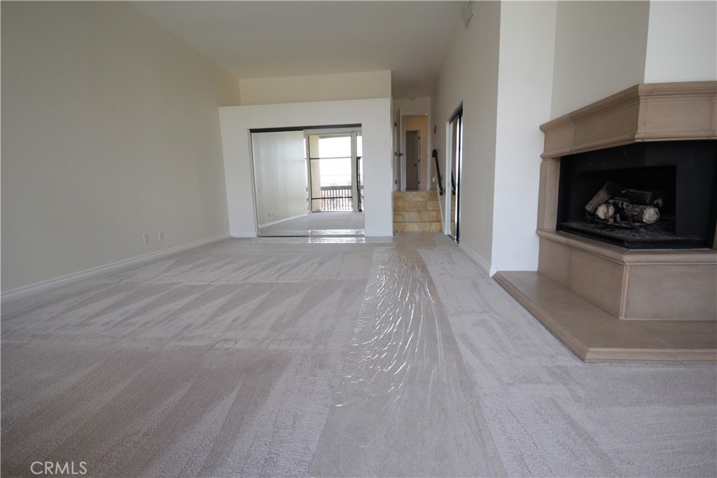 7305 Marina Pacifica Drive N