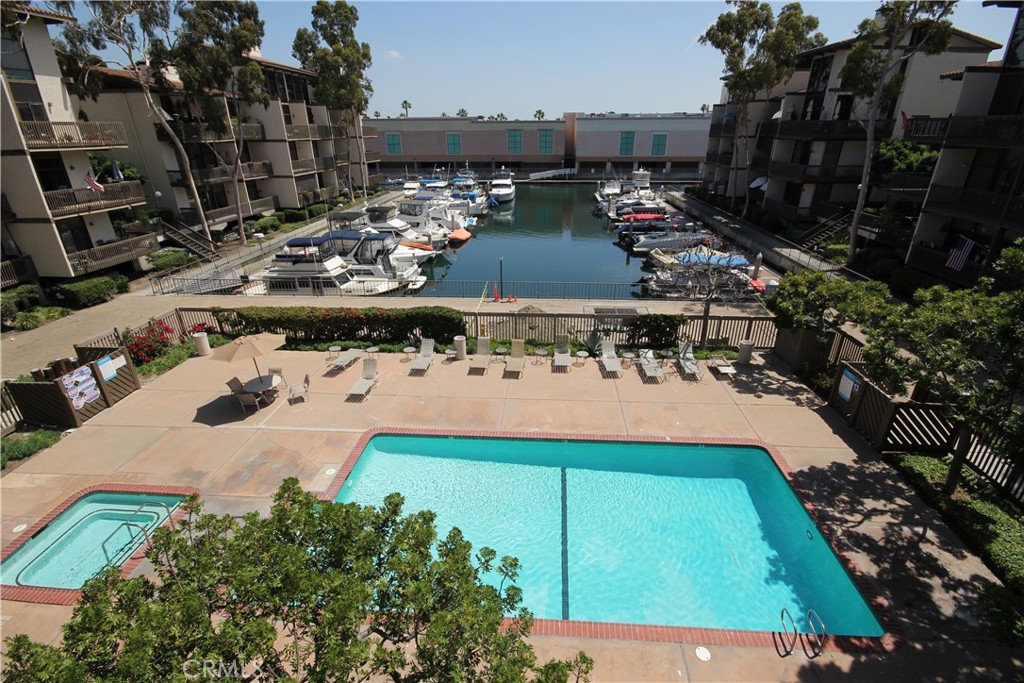 7305 Marina Pacifica Drive N