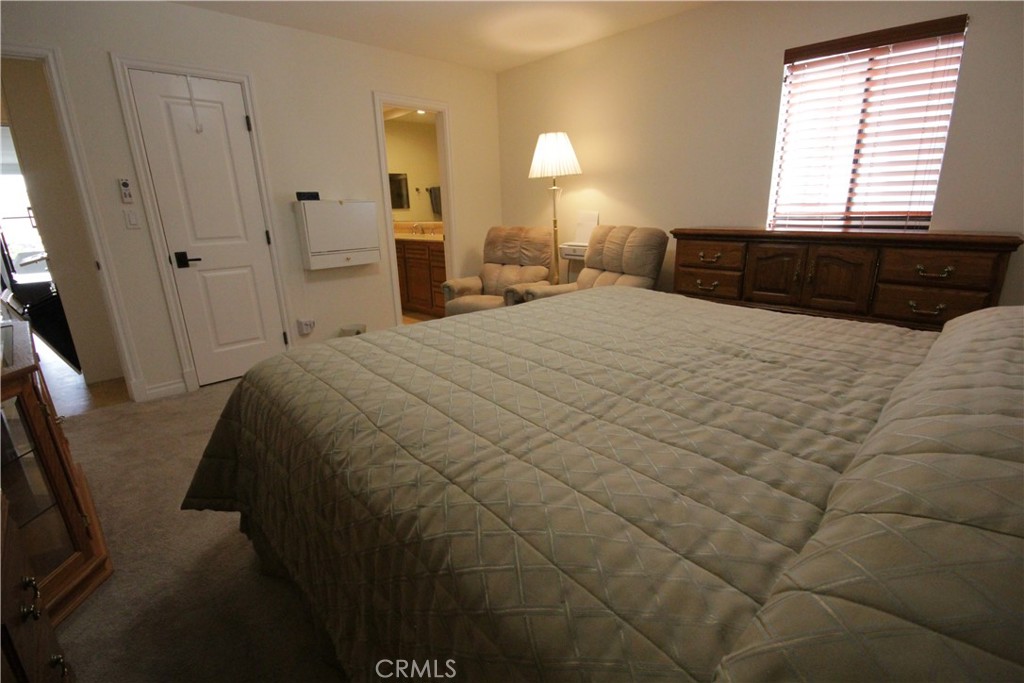 7305 Marina Pacifica Drive N