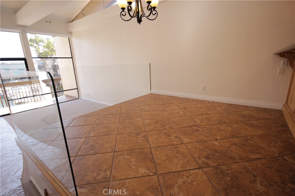 7305 Marina Pacifica Drive N
