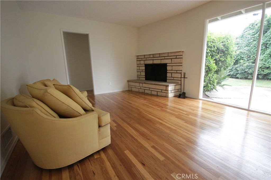 9892 Oma Place