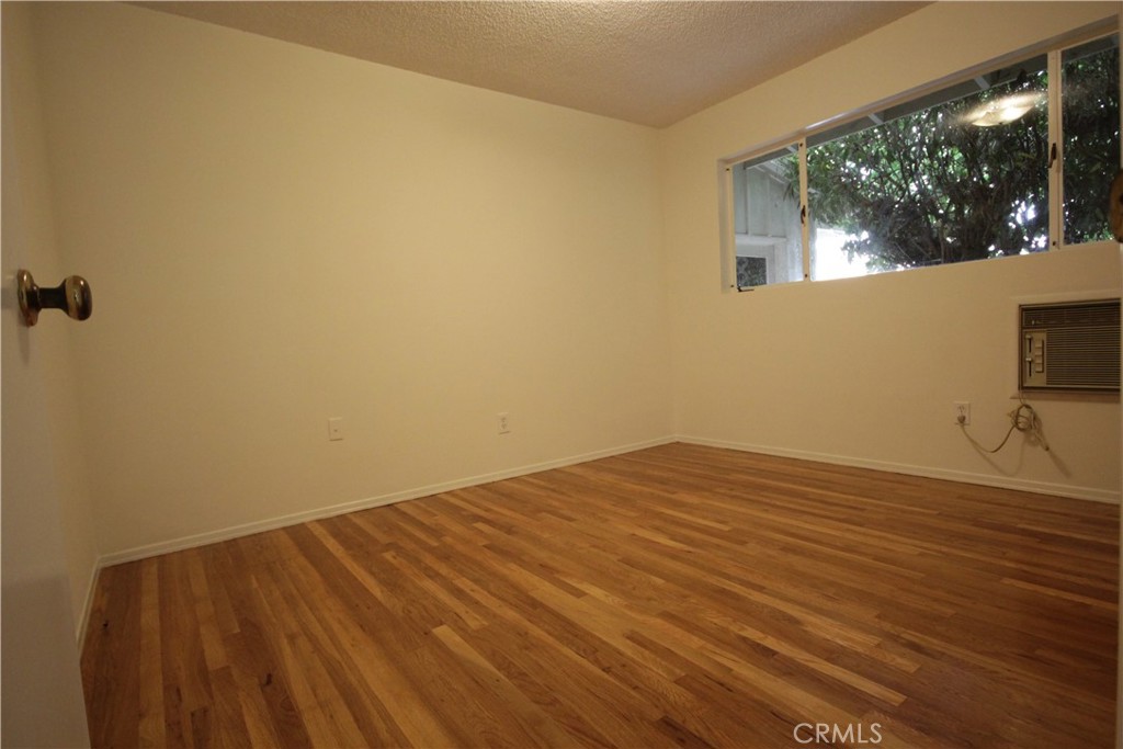 9892 Oma Place