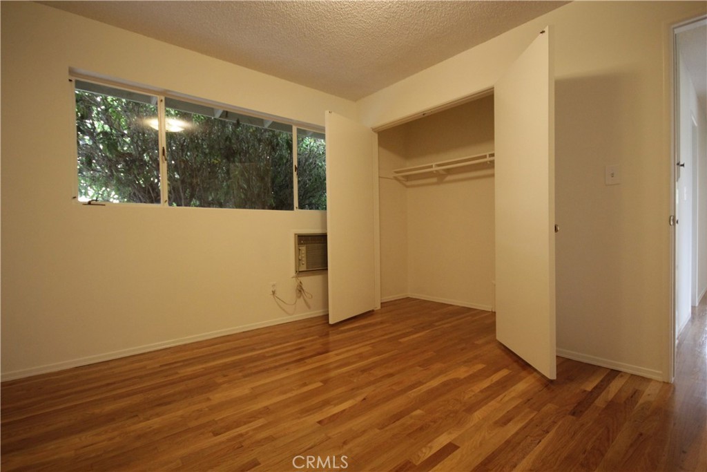 9892 Oma Place