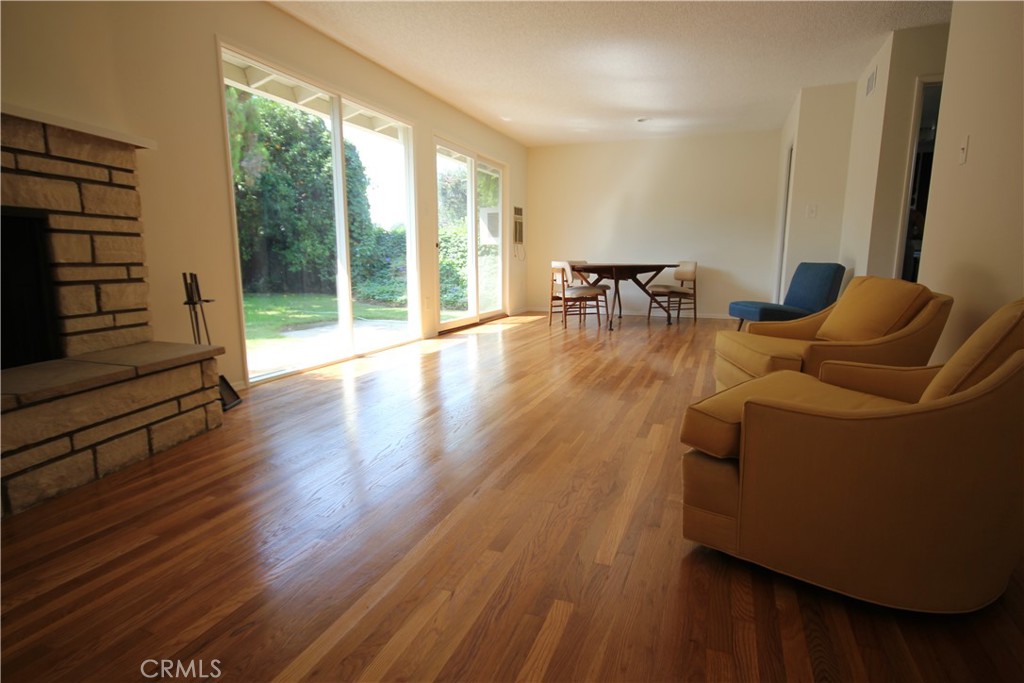 9892 Oma Place