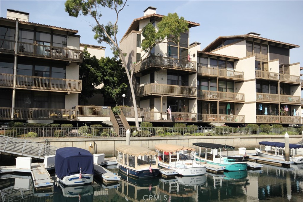 9128 Marina Pacifica Drive N