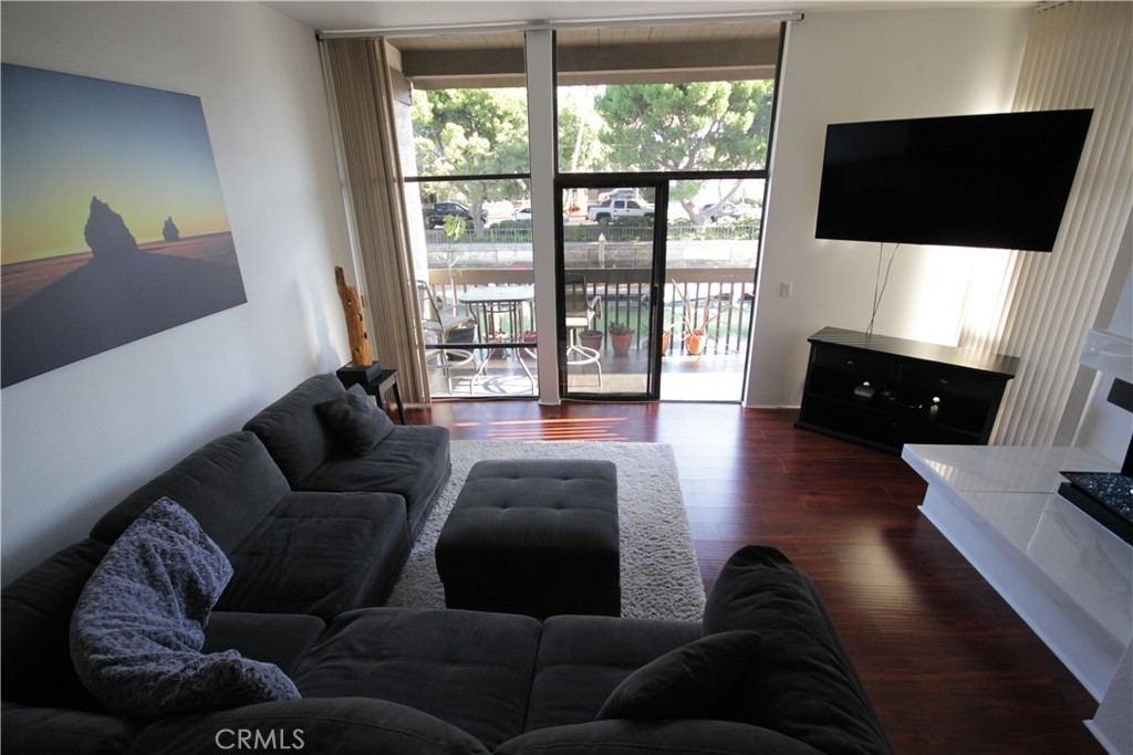 9128 Marina Pacifica Drive N