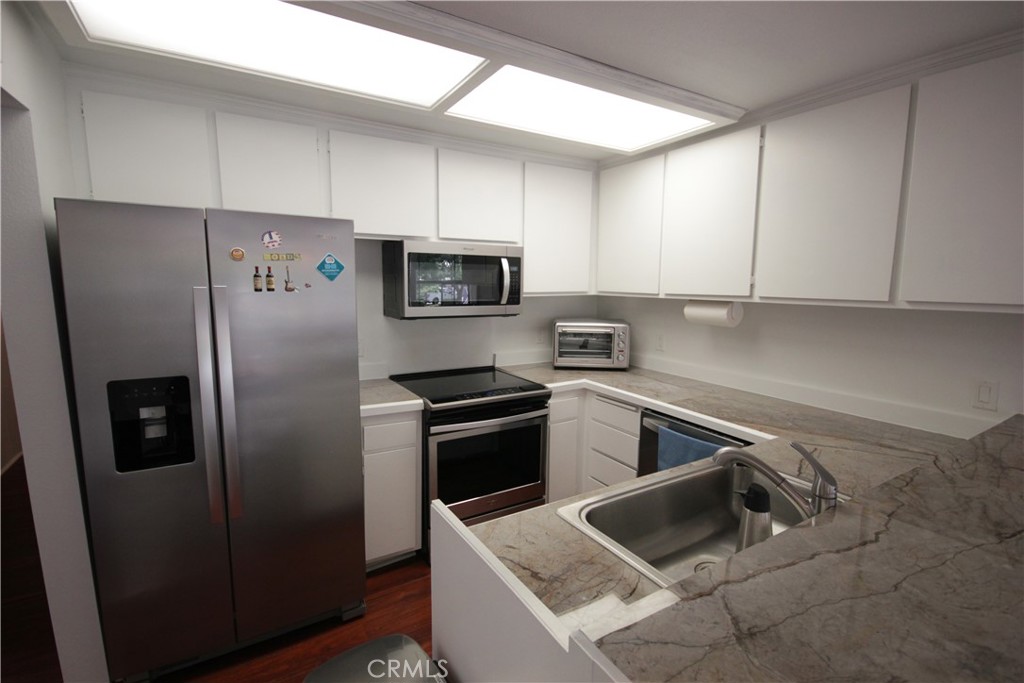 9128 Marina Pacifica Drive N