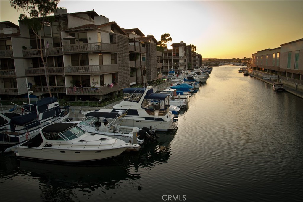 8216 Marina Pacifica Drive N
