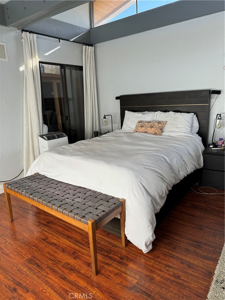 8319 Marina Pacifica Drive N