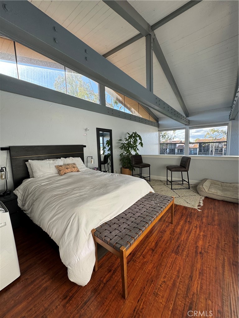 8319 Marina Pacifica Drive N