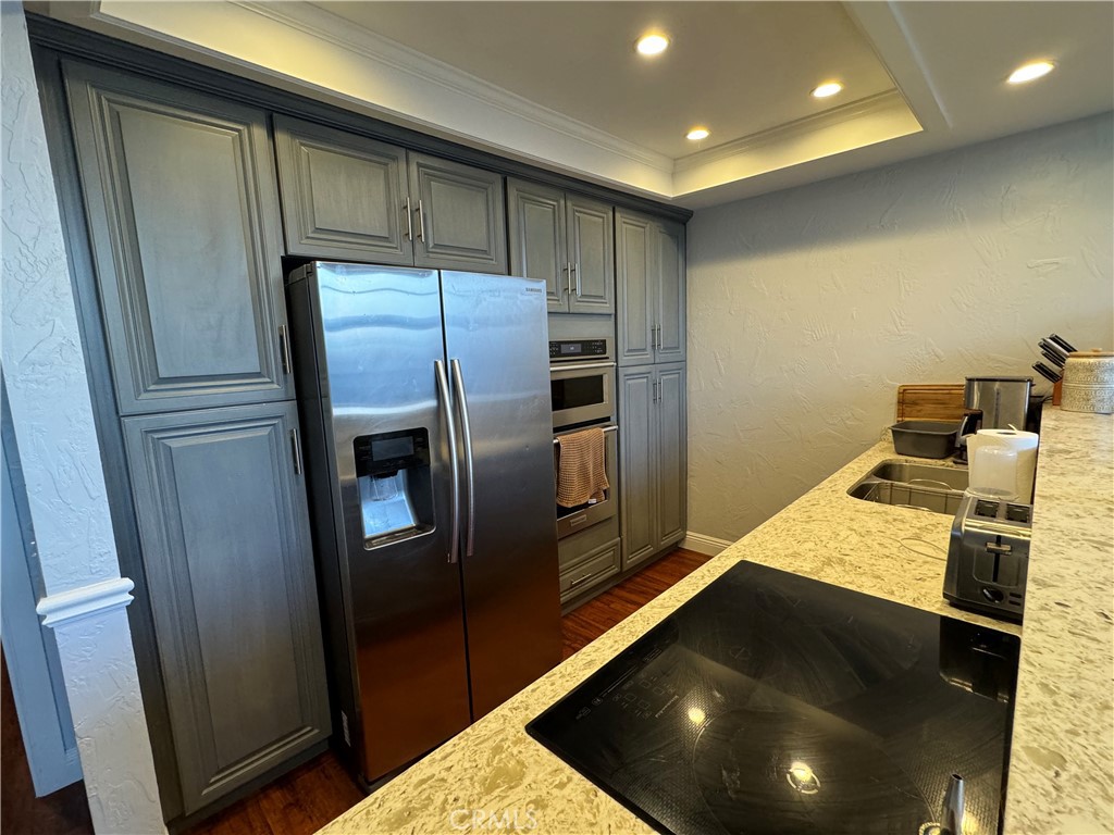 8319 Marina Pacifica Drive N