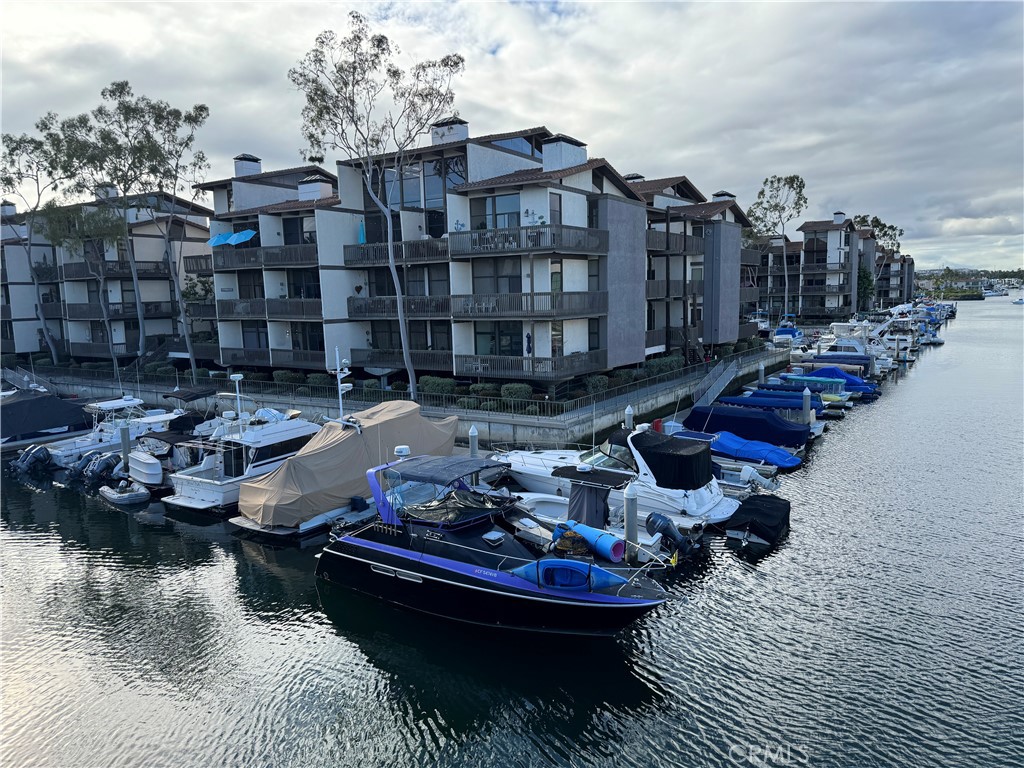 8319 Marina Pacifica Drive N