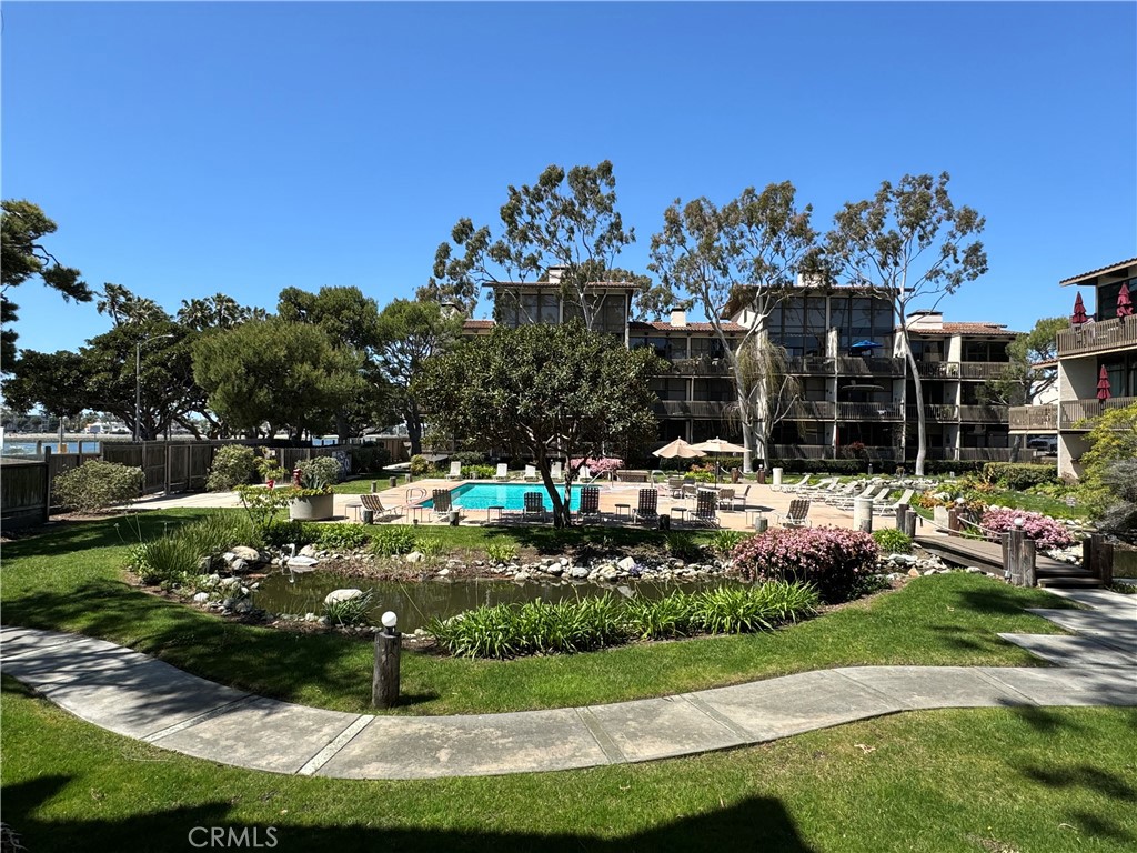 6111 Marina Pacifica Drive S