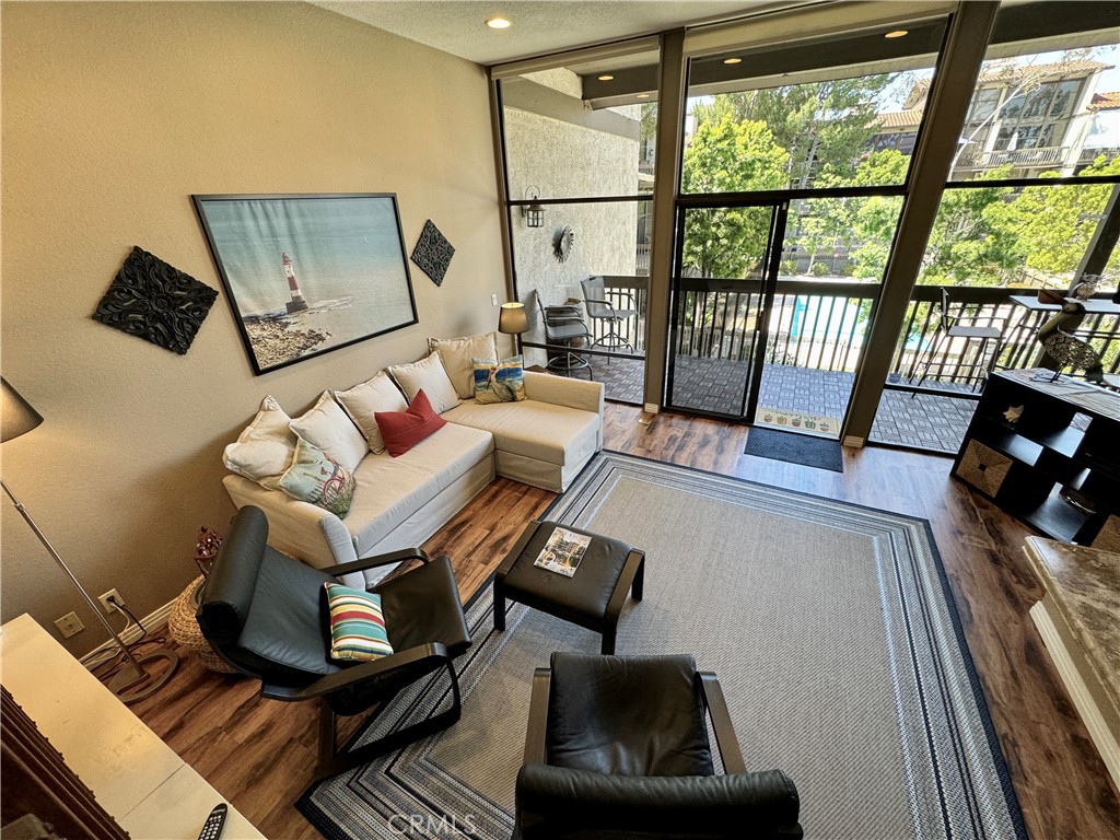 6215 Marina Pacifica Drive N