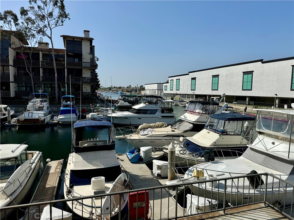 7137 Marina Pacifica Drive N