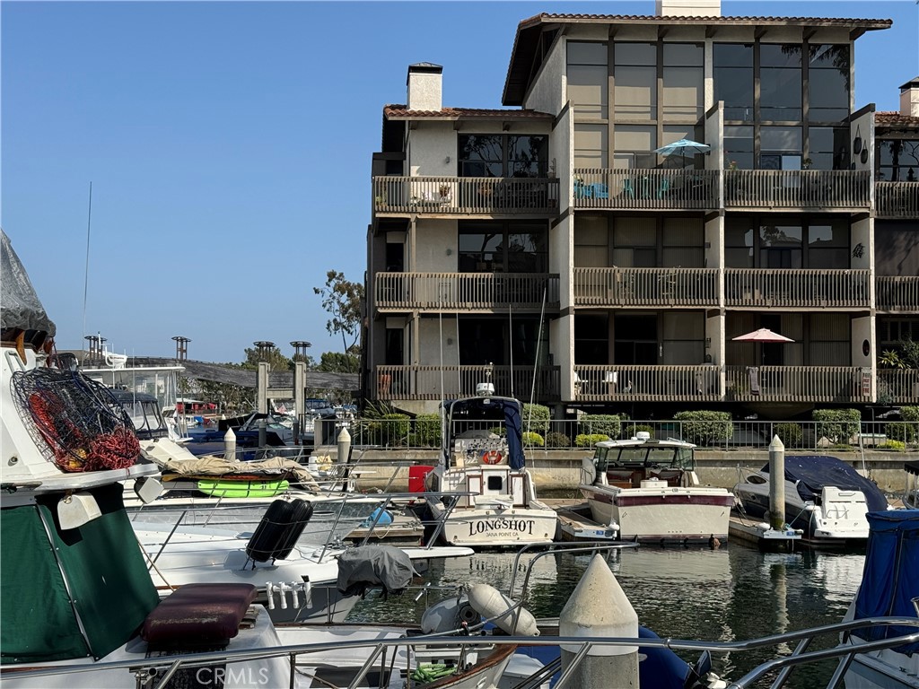 7137 Marina Pacifica Drive N