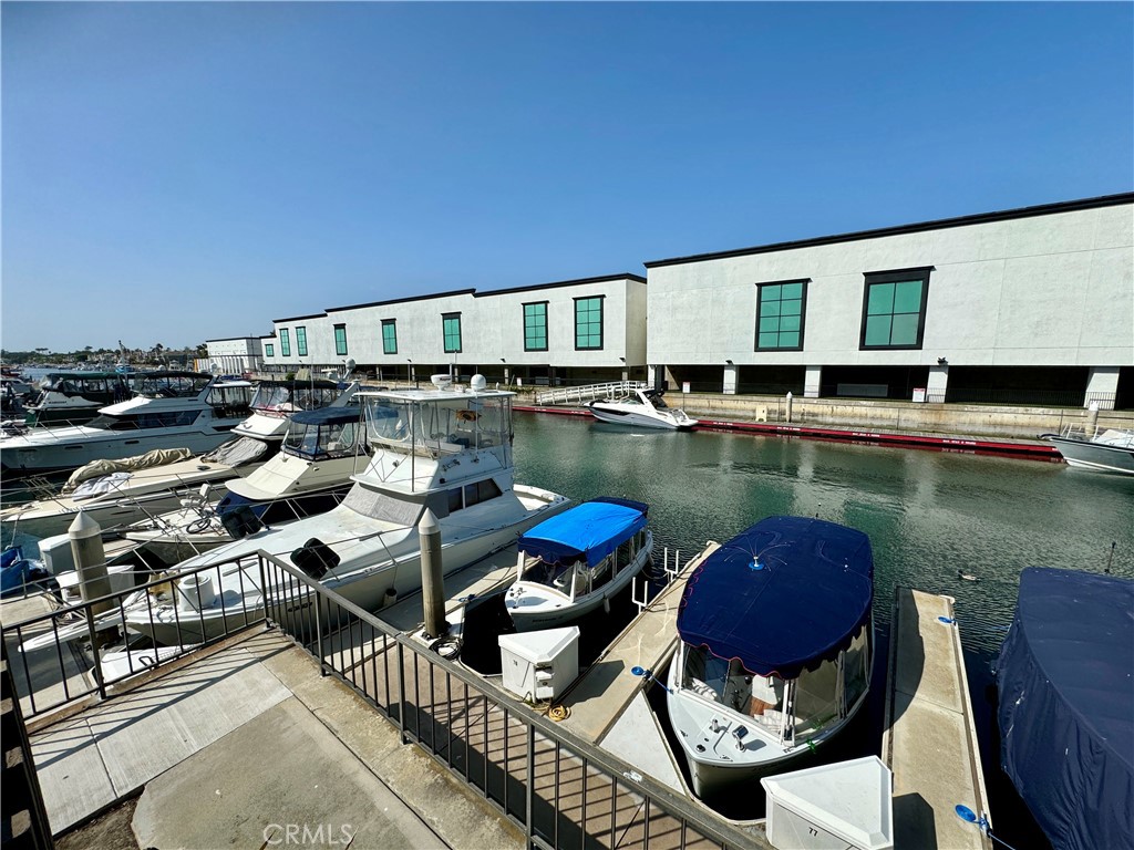 7137 Marina Pacifica Drive N