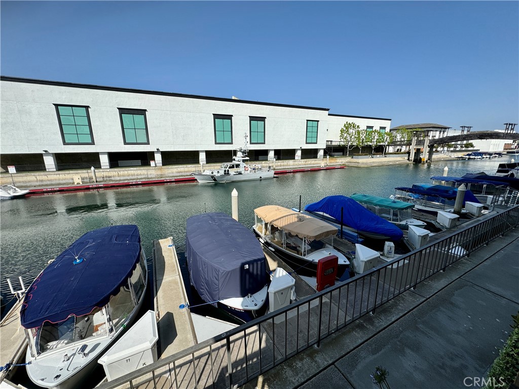 7137 Marina Pacifica Drive N