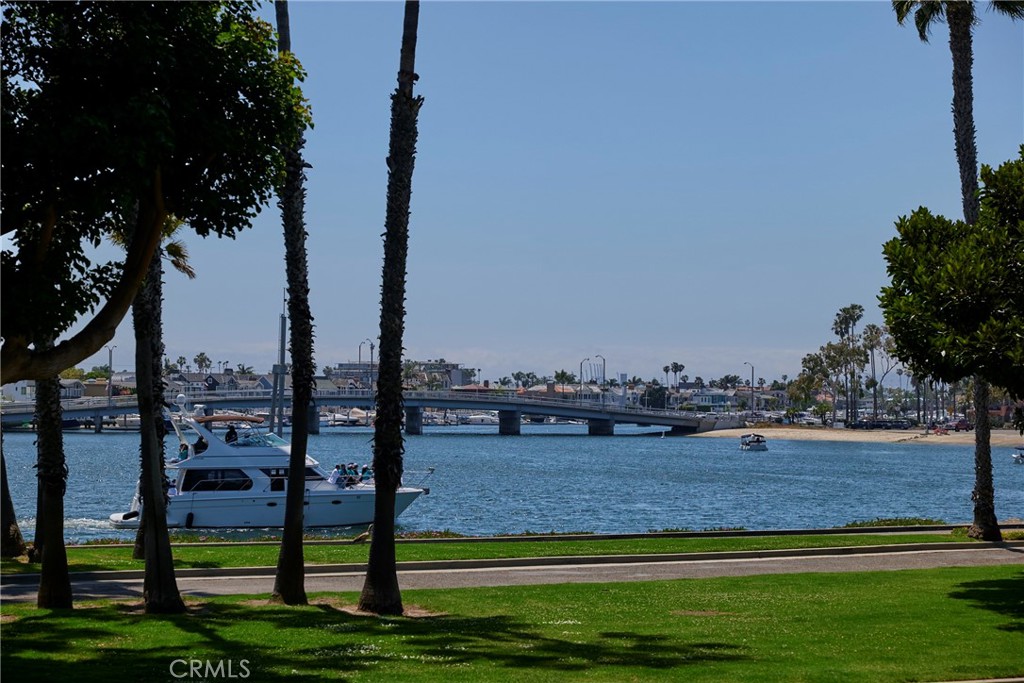 5118 Marina Pacifica Drive S