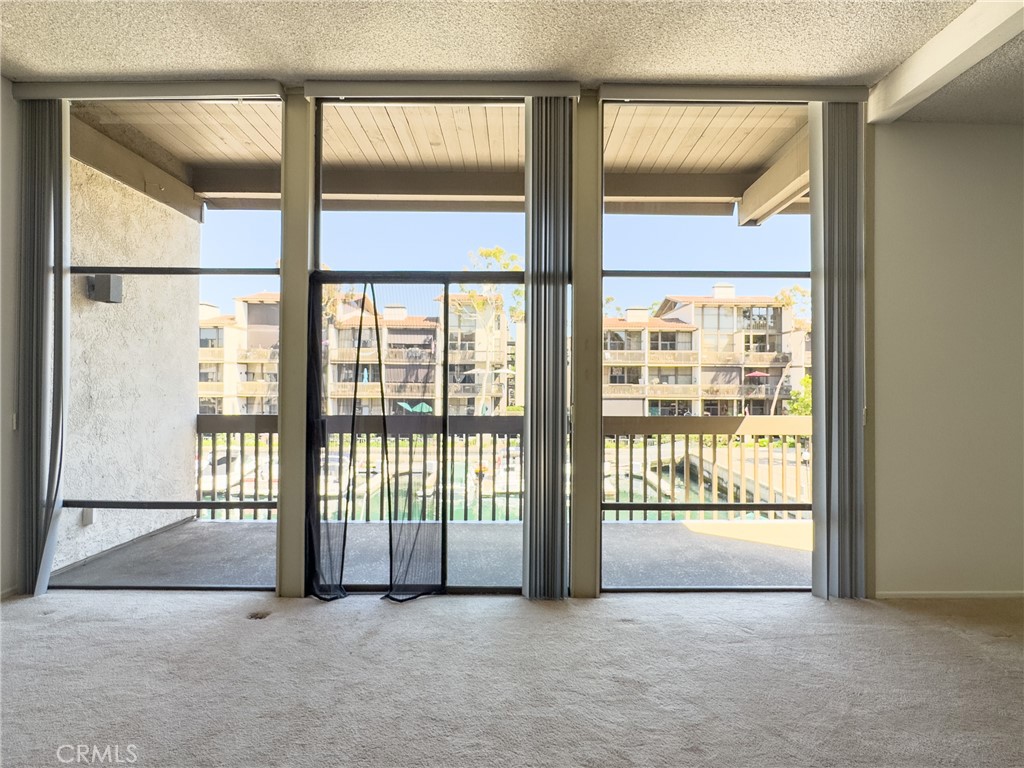 8222 Marina Pacifica Drive N