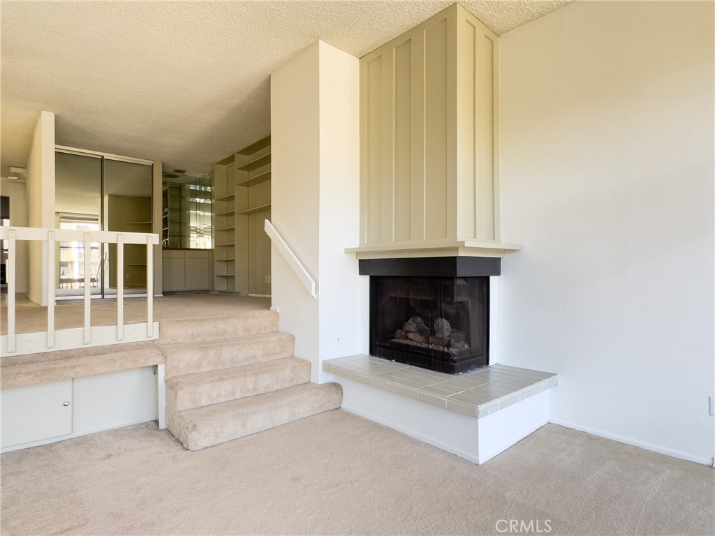 8222 Marina Pacifica Drive N
