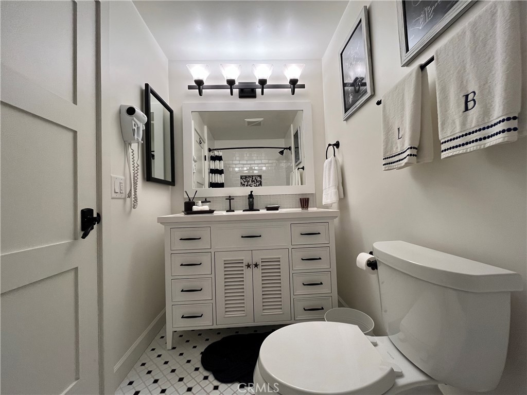 5129 Marina Pacifica Drive N