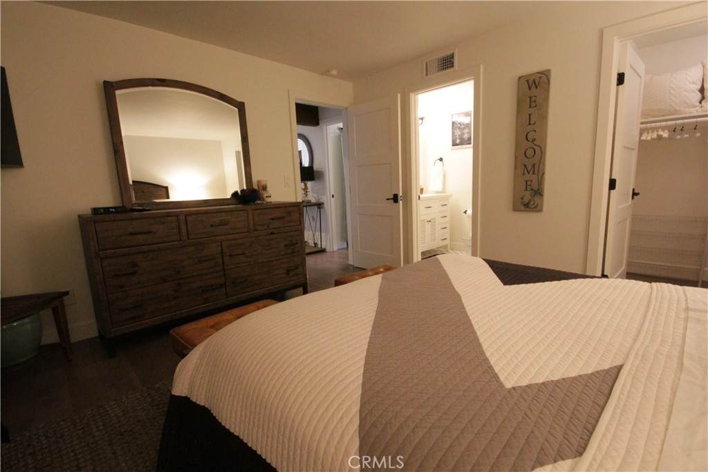 5129 Marina Pacifica Drive N