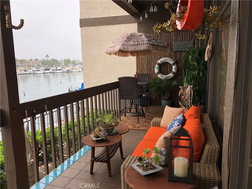 5129 Marina Pacifica Drive N