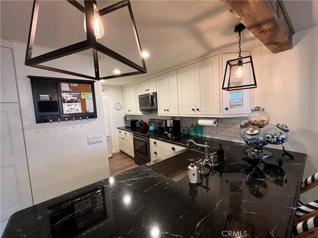 5129 Marina Pacifica Drive N