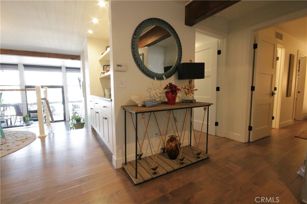 5129 Marina Pacifica Drive N