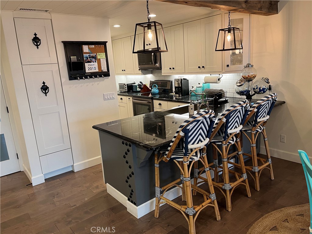 5129 Marina Pacifica Drive N