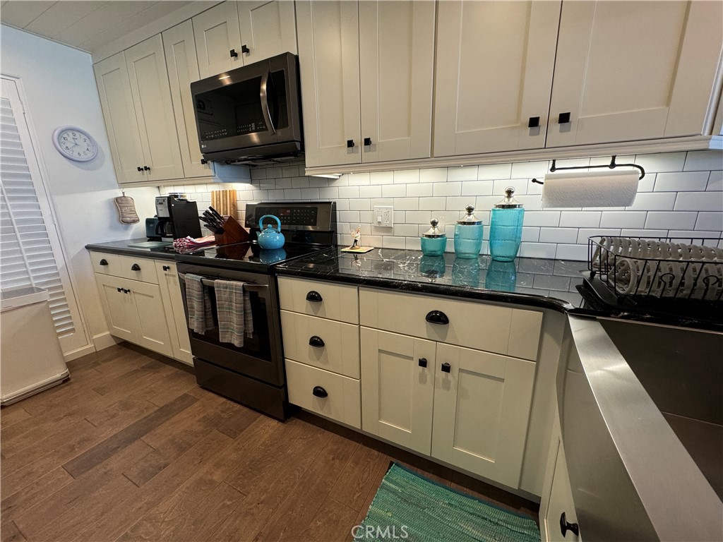 5129 Marina Pacifica Drive N